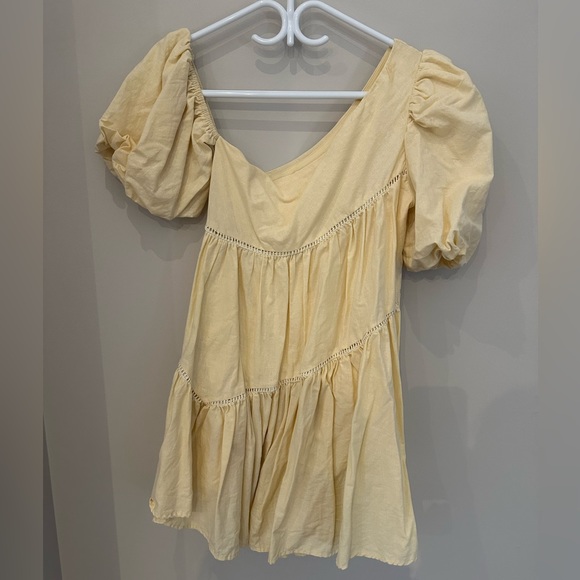 Light yellow asymmetrical cute Showpo dress - Picture 3 of 4